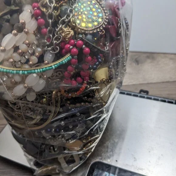 Jewelry Lot 4+ lbs 1149 Wearable Sellable Mystery Lot Free Shipping - Picture 3 of 7